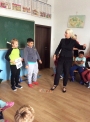 Etiketa a..., 3